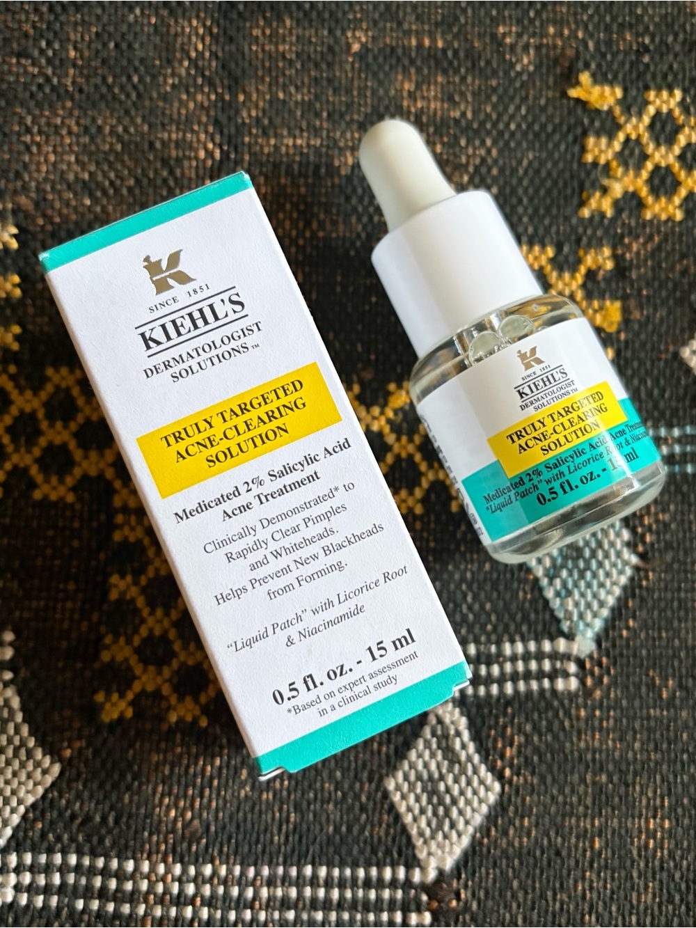 NIB Kiehl's Truly Targeted Acne-Clearing Solution size 15ml